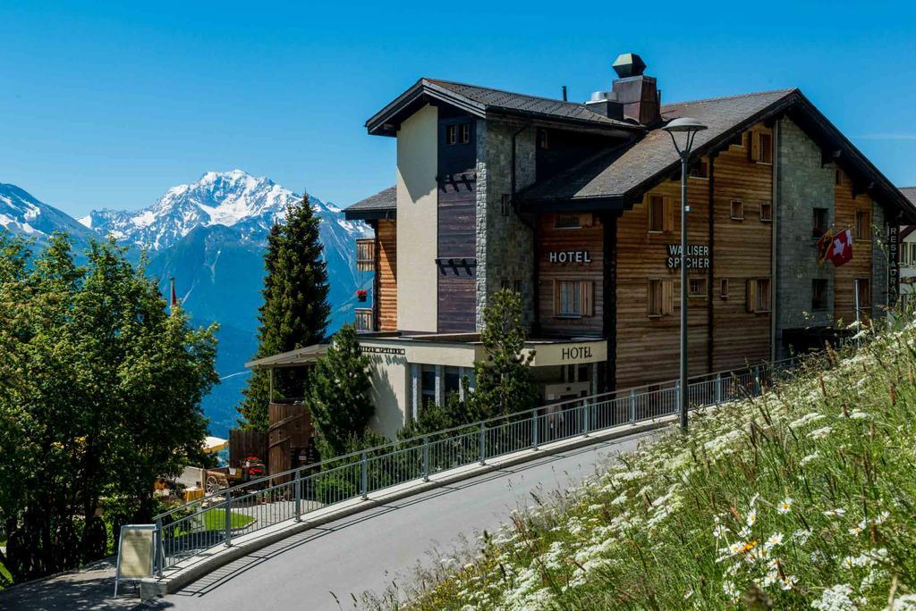 Swiss Chalet-Style Hotel Walliser Spycher Ридеральп Экстерьер фото