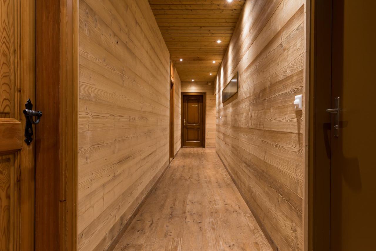 Swiss Chalet-Style Hotel Walliser Spycher Ридеральп Экстерьер фото
